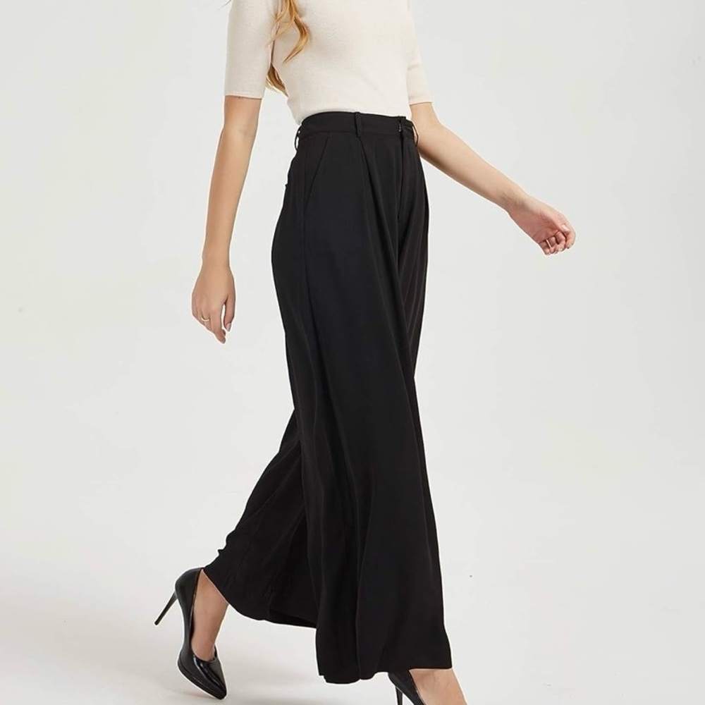 Elegant Black Wide-Leg Pants